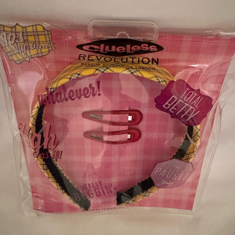 1 Clueless Revolution London Total Betty Hair Set: Headband & 2 Clips
